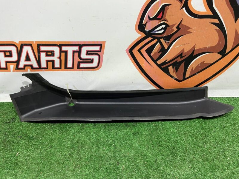 LR055894 Trunk door trim panel left Range Rover Sport L494 (2014-2022) Used cost 15 € in stock 4 pcs.