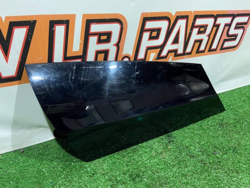 LR061128 Body trim rear right Land Rover Discovery Sport L550 (2015-) Used cost 30 € in stock 6 pcs.