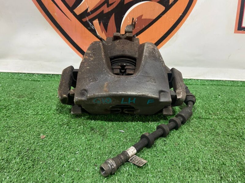 LR061370 Front caliper 2.0 TDI left Land Rover Discovery Sport L550 (2015-) USED cost 150 € in stock 6 pcs.