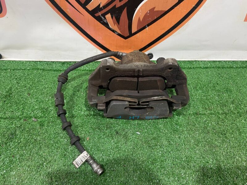 LR061370 Front caliper 2.0 TDI left Land Rover Discovery Sport L550 (2015-) USED cost 150 € in stock 6 pcs.
