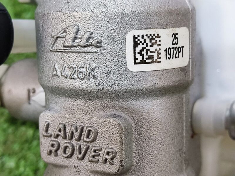 LR061403 Brake master cylinder 2.0 TDI Land Rover Discovery Sport L550 2015- Used cost 50 € in stock 3 pcs.