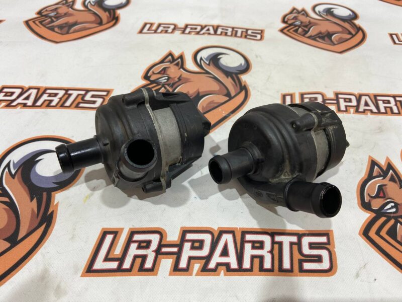 LR061983 Water pump 3.0TD Range Rover L405 (2013-2021) Used cost 70 € in stock 10 pcs.