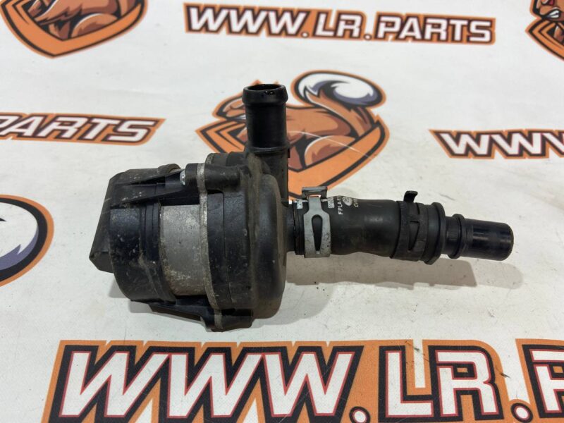 LR061983 Water pump 3.0TD Range Rover L405 (2013-2021) Used - Image 12