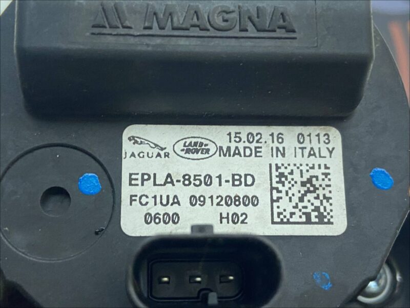 LR061983 Water pump 3.0TD Range Rover L405 (2013-2021) Used - Image 16
