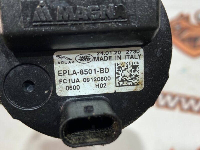 LR061983 Water pump 3.0TD Range Rover L405 (2013-2021) Used - Image 19