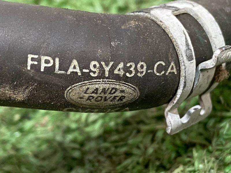 LR062099 Water pipe heater RANGE ROVER SPORT L494 13- Used cost 60 € in stock 1 pcs.
