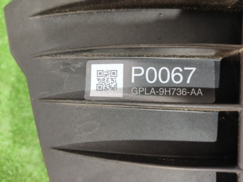 LR062607 Air filter housing left Range Rover L405 (2013-2021) Used cost 200 € in stock 1 pcs.
