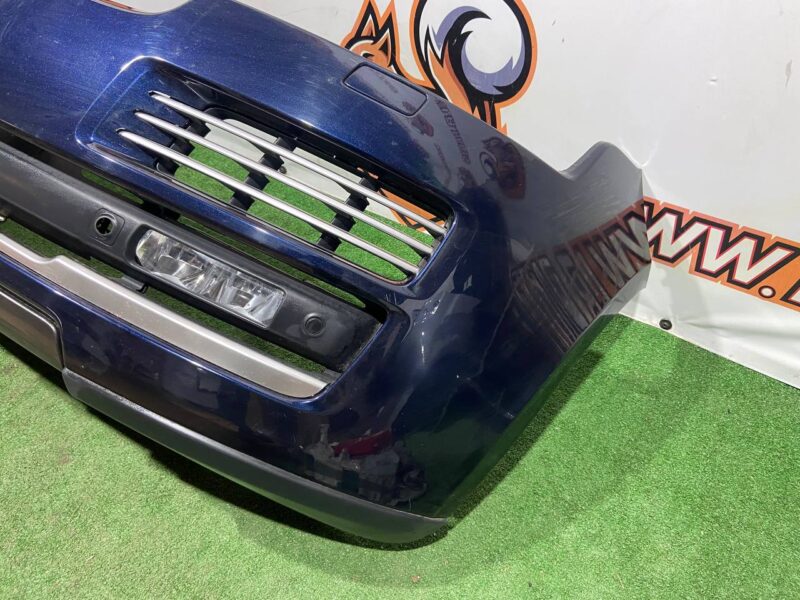 LR064628 Front bumper assembly without cameras Range Rover L405 (2013-2021) Used cost 600 € in stock 1 pcs.