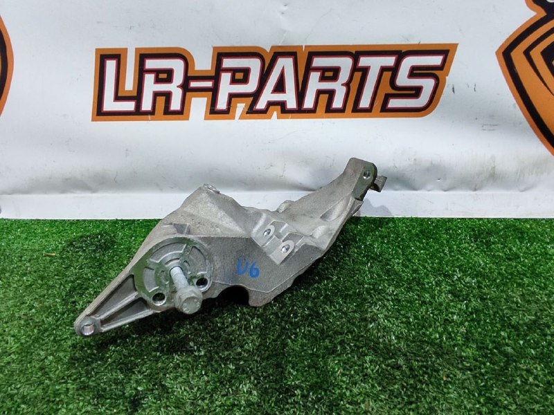 LR065741 Generator Bracket 2.7TD 3.0TD RANGE ROVER SPORT (L494) 2013- Used cost 20 € in stock 1 pcs.