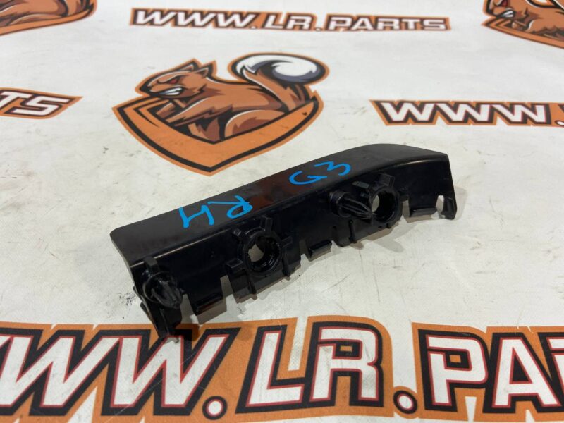 LR066744 RANGE ROVER SPORT L494 13 bumper mounting bracket- Used cost 12 € in stock 8 pcs.