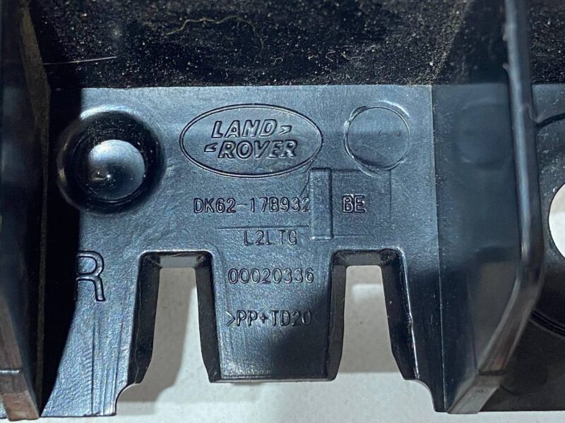 LR066744 RANGE ROVER SPORT L494 13 bumper mounting bracket- Used cost 12 € in stock 8 pcs.