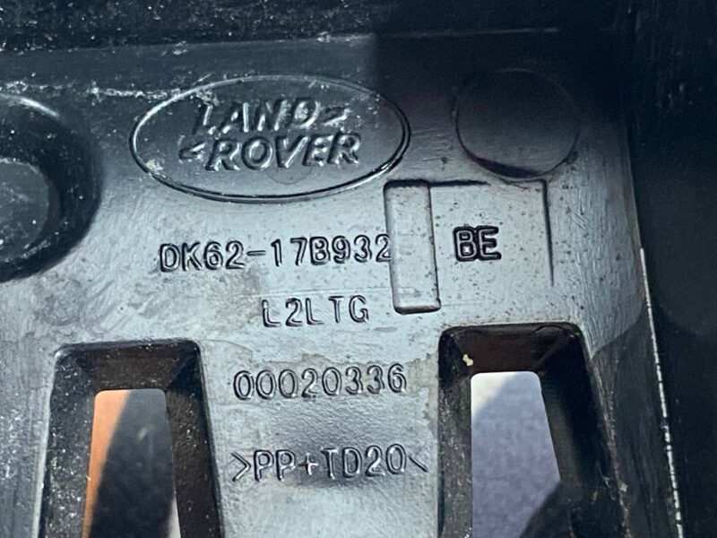 LR066744 RANGE ROVER SPORT L494 13 bumper mounting bracket- Used cost 12 € in stock 8 pcs.