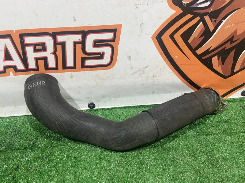 LR067016 Cooling system hose Range Rover Sport L494 (2014-2022) used cost 40 € in stock 3 pcs.