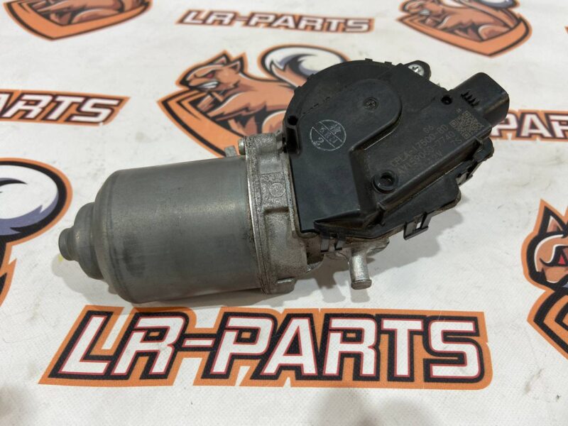 LR069005 Trapezoid with motor wipers Range Rover Sport L494 (2014-2022) Used cost 100 € in stock 1 pcs.