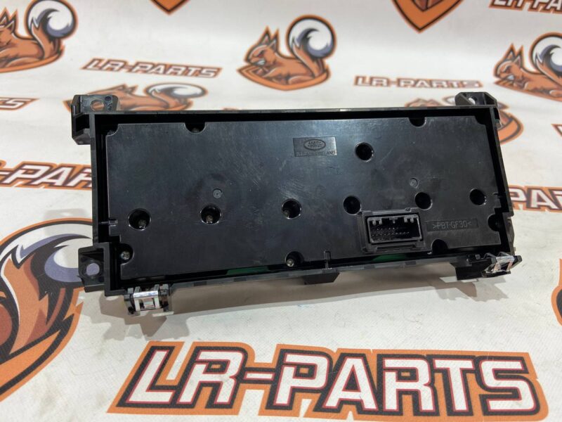 LR070398 Heater control unit rear Range Rover L405 (2013-2021) Used cost 200 € in stock 3 pcs.