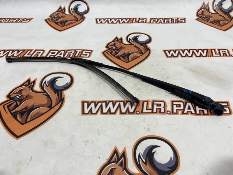 LR070689 Rear wiper arm Range Rover L405 (2013-2021) used cost 20 € in stock 1 pcs.