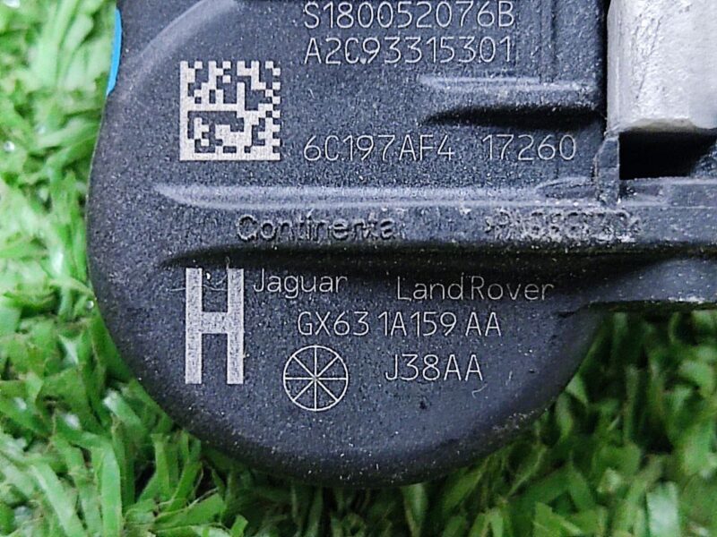 LR070840 Tire pressure sensor 433MHz Land Rover, Range Rover Used cost 43 € in stock 13 pcs.