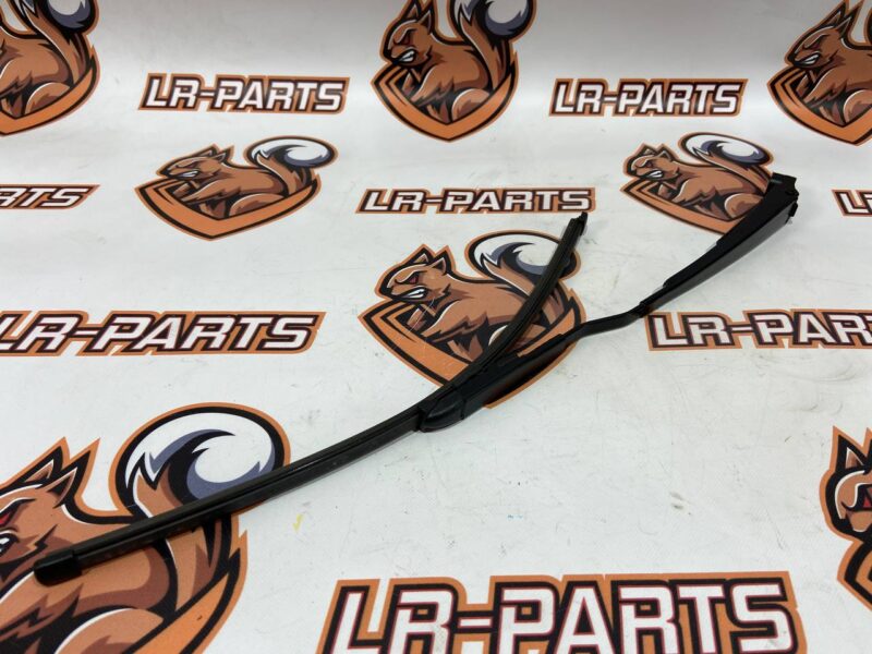 LR070885 Rear wiper Range Rover Sport L494 Used cost 15 € in stock 4 pcs.