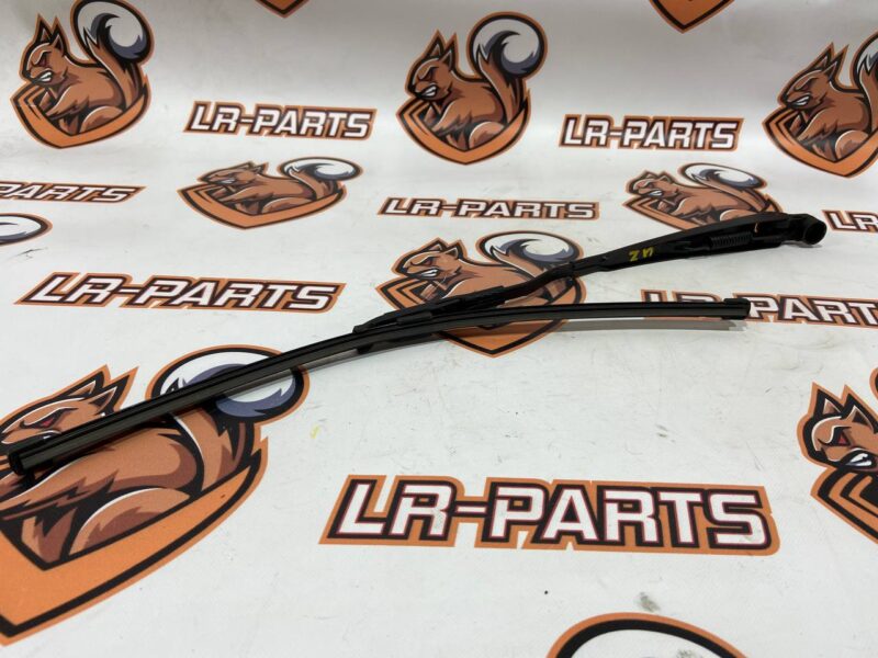 LR070885 Rear wiper Range Rover Sport L494 Used cost 15 € in stock 4 pcs.