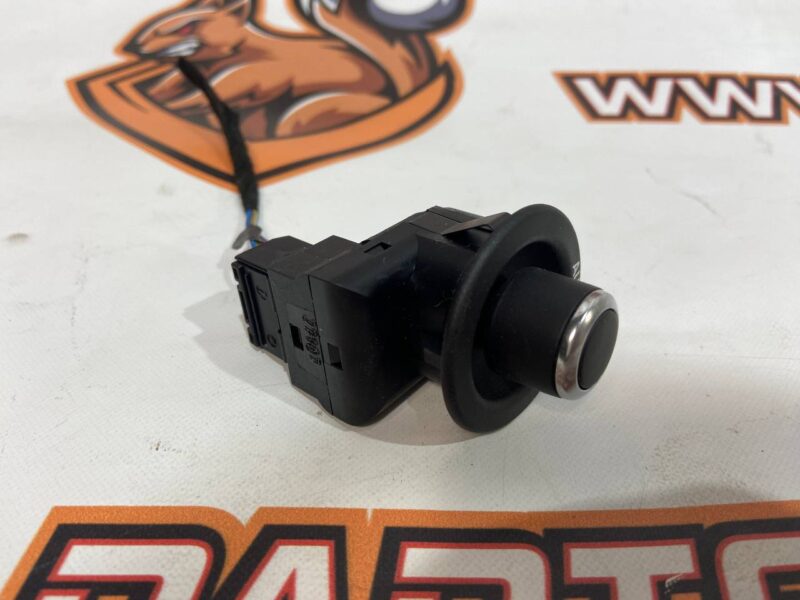 LR071107 Steering column Adjustment switch Range Rover Velar L560 (2018-) Used - Image 21