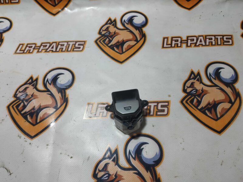 LR071144 Parking brake button RANGE ROVER EVOQUE L538 2011-2018 Used cost 34 € in stock 1 pcs.