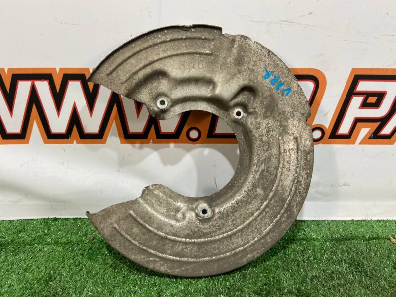 LR071944 Right brake disc shield Range Rover Evoque L538 (2012-2018) Used cost 27,78 € in stock 2 pcs.