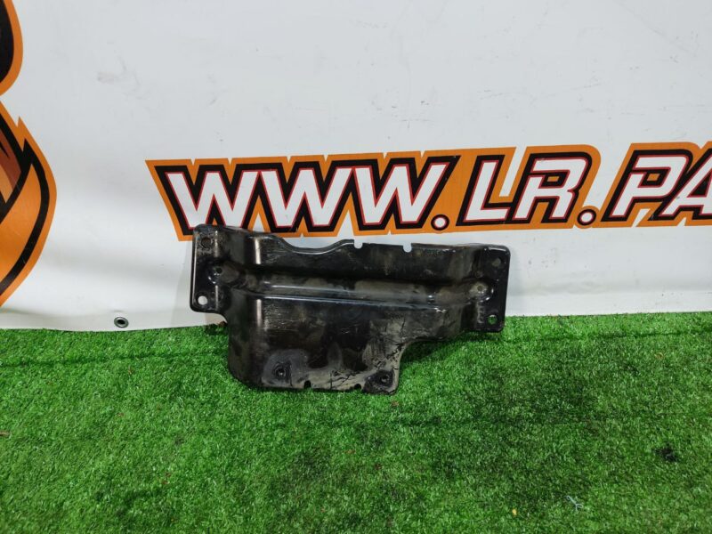 LR072057 Used Range Rover Evoque L538 Driveshaft Mounting bracket (2012-2018) cost 100 € in stock 1 pcs.