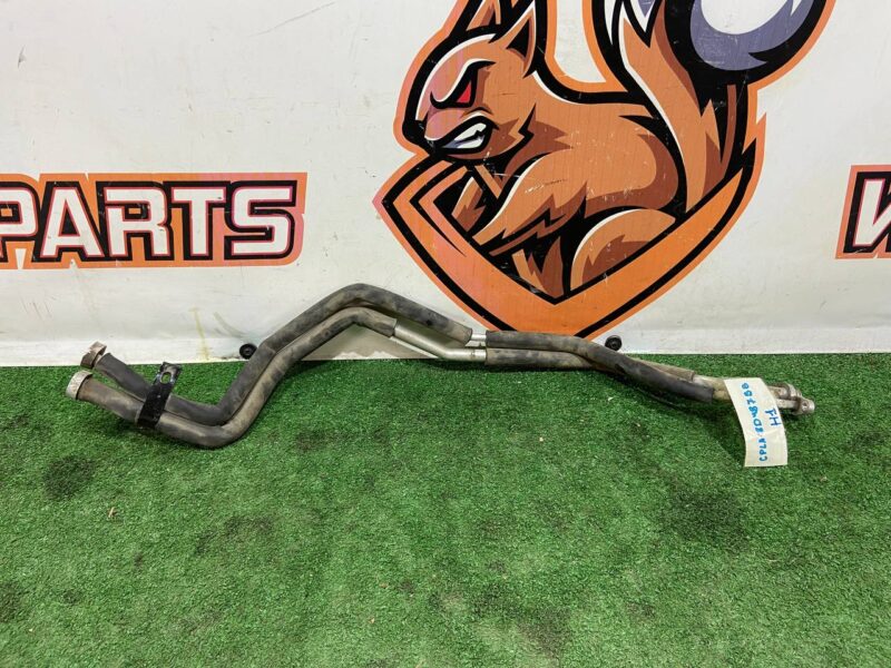 LR072189 Air conditioner pipe Land Rover Discovery 5 L462 (2017-) Used cost 110 € in stock 3 pcs.