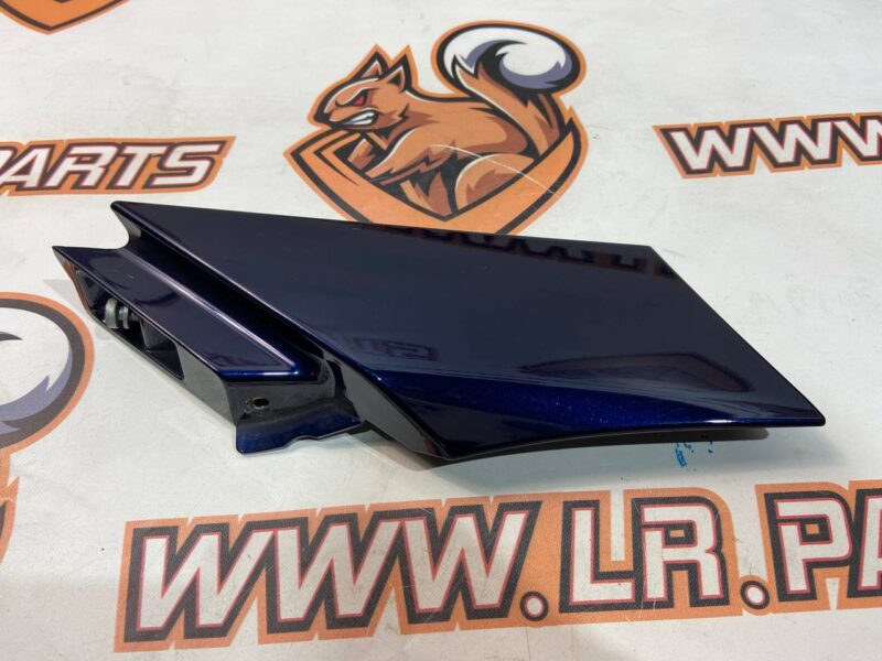 LR072486 Front fender molding right Land Rover Discovery Sport L550 (2015-) Used cost 7,78 € in stock 9 pcs.