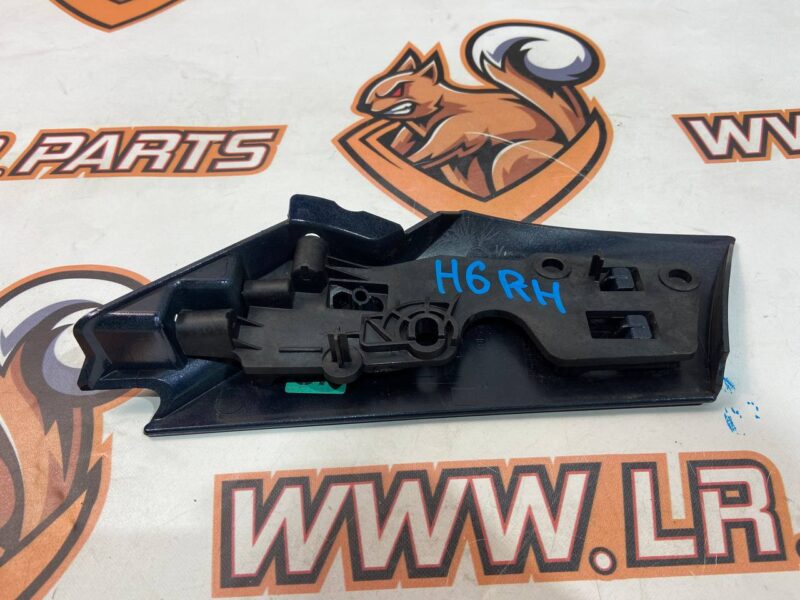 LR072486 Front fender molding right Land Rover Discovery Sport L550 (2015-) Used cost 7,78 € in stock 9 pcs.