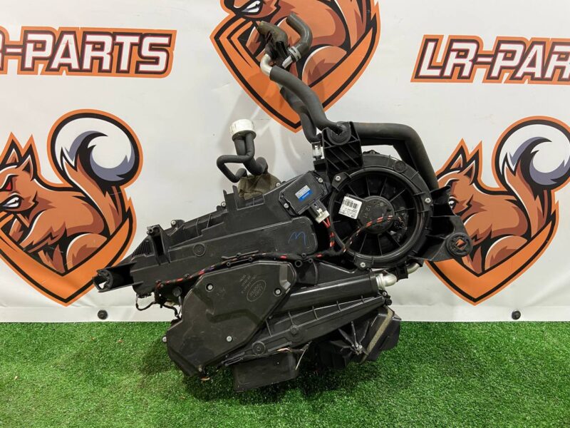 LR072511 Auxiliary heater assembly with blower fan Range Rover L405 (2013-2021) Used cost 500 € in stock 4 pcs.