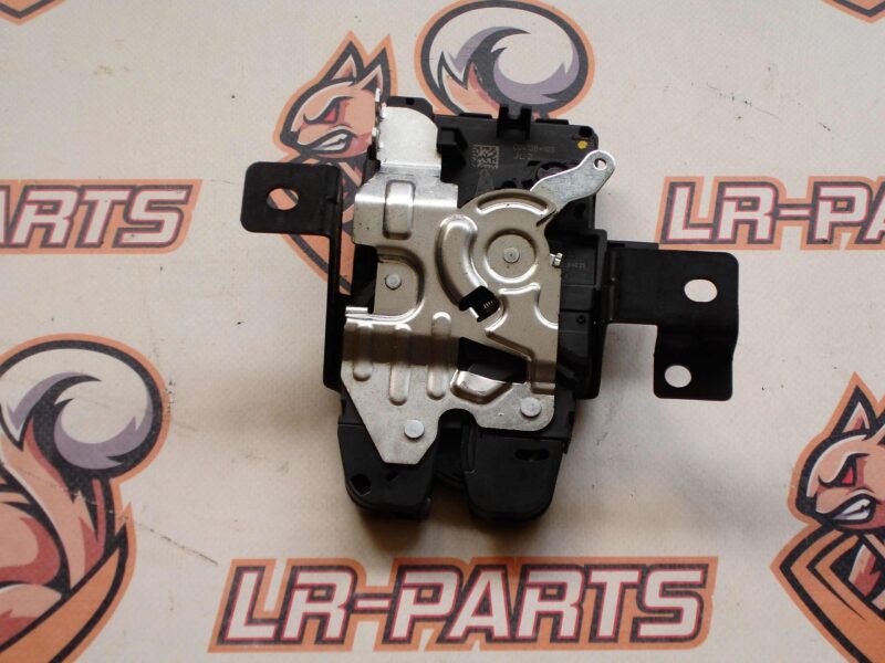 LR072586 Left tailgate lock Range Rover L405 (2013-2021) Used cost 50 € in stock 12 pcs.