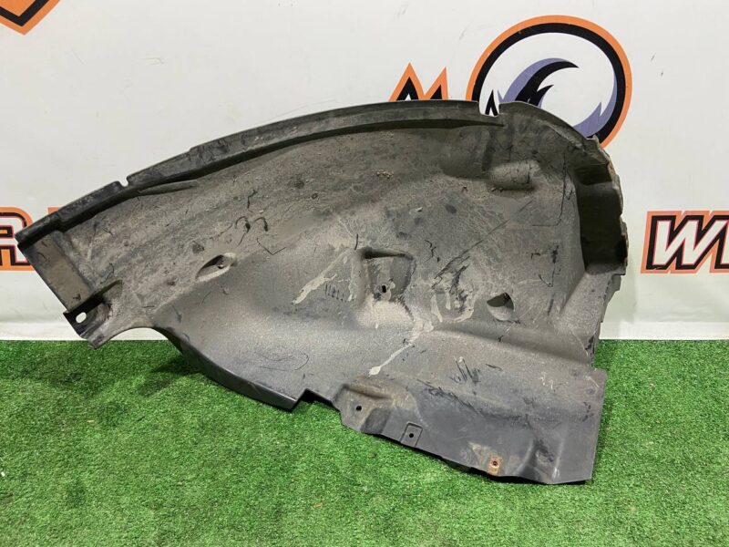 LR073058 Front right fender liner Land Rover Discovery Sport L550 (2015-) USED cost 80 € in stock 1 pcs.