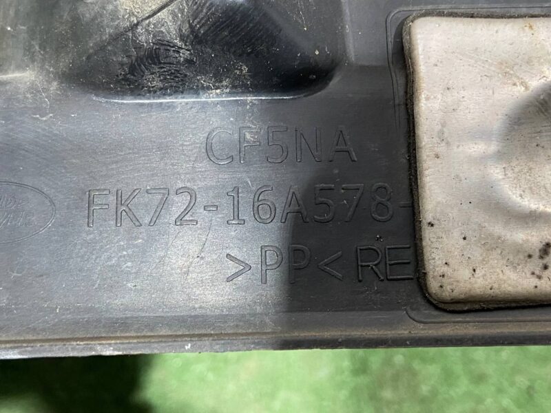 LR074800 Front right mudguard (rear part) Land Rover Discovery Sport L550 (2015-) Used cost 65 € in stock 5 pcs.
