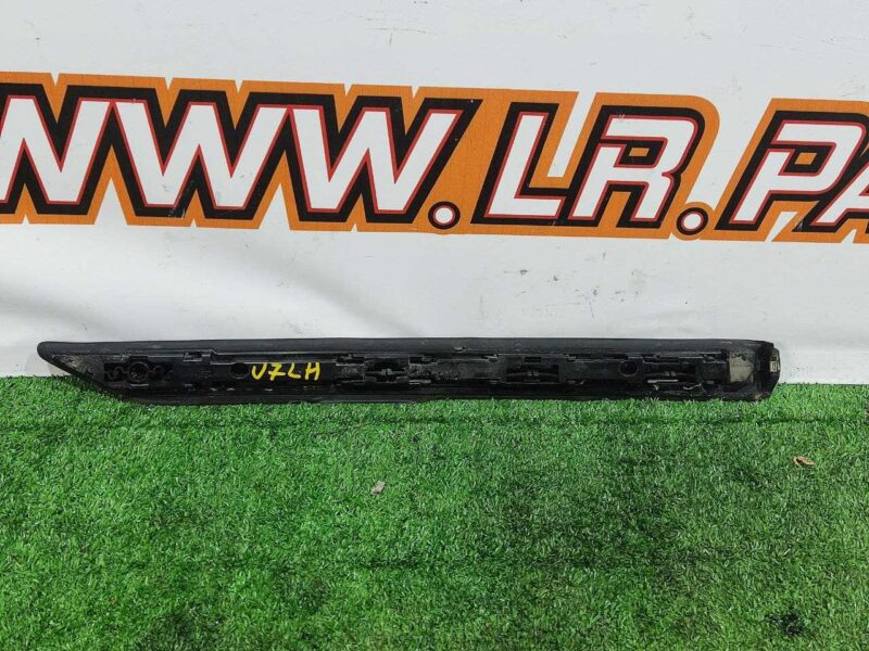 LR073116 Roof molding left rear Land Rover Discovery Sport L550 (2015-) Used cost 50 € in stock 1 pcs.