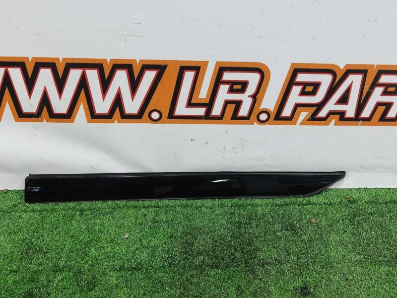 LR073116 Roof molding left rear Land Rover Discovery Sport L550 (2015-) Used cost 50 € in stock 1 pcs.