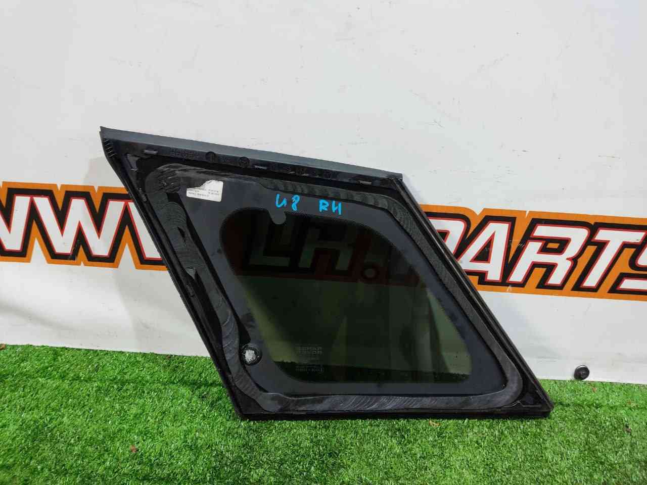LR073285 Glass in the body side right rear Range Rover Evoque L538 (2012-2018) Used cost 100 € in stock 1 pcs.