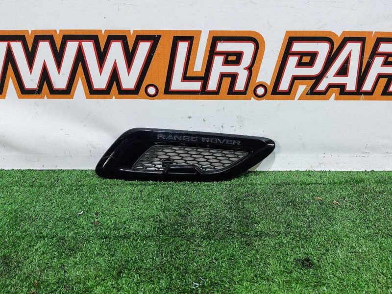 LR074253 Hood molding right Range Rover Evoque L538 (2012-2018) Used cost 80 € in stock 1 pcs.
