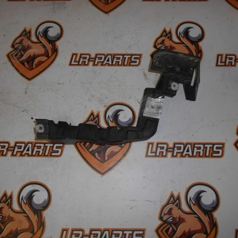 LR076520 Rear bumper mounting bracket left Range Rover L405 (2013-2021) Used cost 10 € in stock 3 pcs.