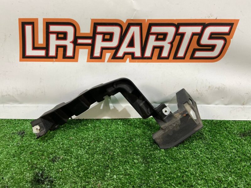 LR076521 Rear bumper Mounting bracket right RANGE ROVER L405 13- Used cost 10 € in stock 6 pcs.