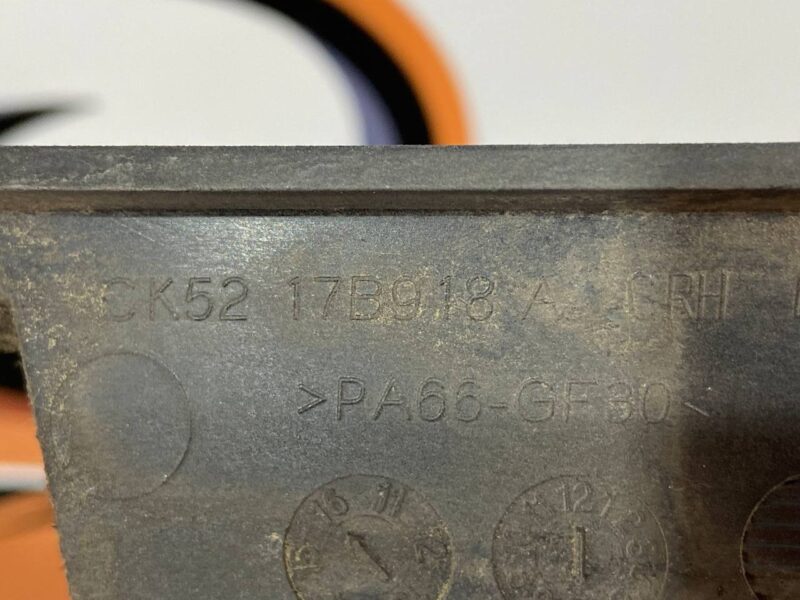 LR076521 Rear bumper Mounting bracket right RANGE ROVER L405 13- Used cost 10 € in stock 6 pcs.