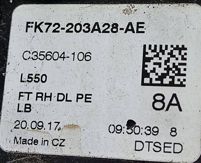 LR078724 Front right door lock Range Rover Sport L494 (2014-2022) Used cost 70 € in stock 30 pcs.