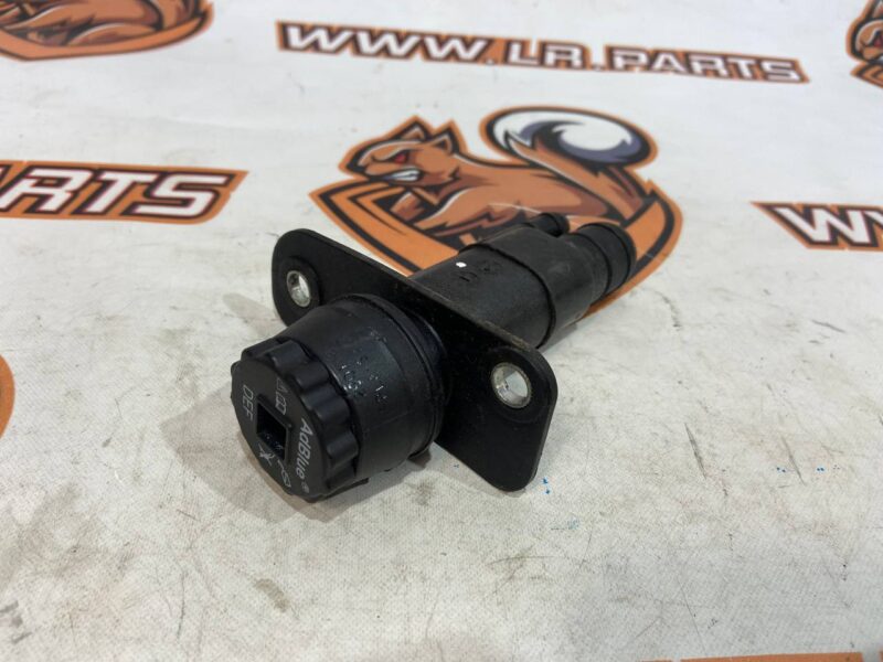 LR078768 Plug RANGE ROVER SPORT (L494) 2013- Used cost 15 € in stock 1 pcs.