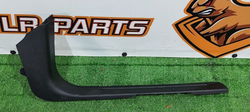 LR079050 Front Right sill trim for Land Rover Discovery Sport L550 (2015-) Used cost 70 € in stock 1 pcs.
