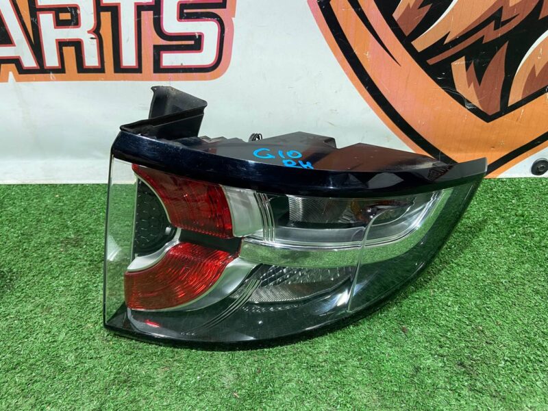 LR079573 Right outer lamp Land Rover Discovery Sport L550 (2015-) Used cost 100 € in stock 2 pcs.