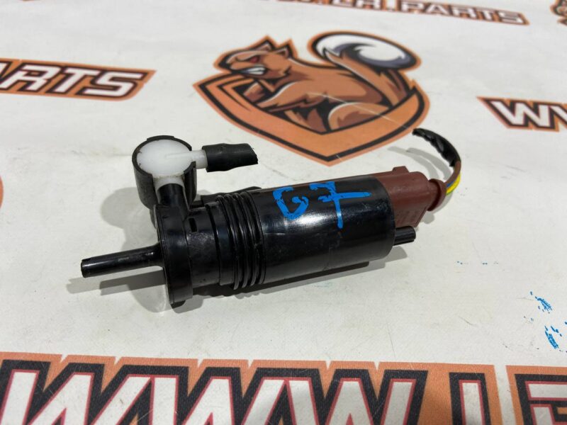 LR079904 RANGE ROVER SPORT L494 13 washer tank motor - Used cost 20 € in stock 4 pcs.
