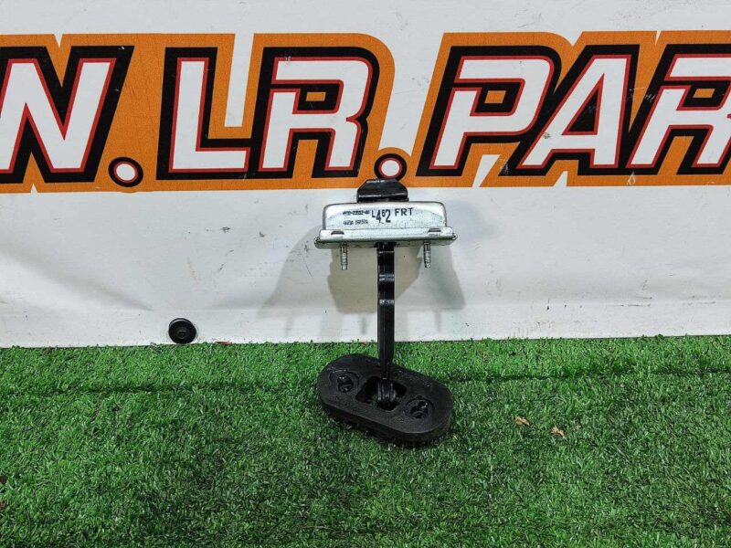 LR080288 Front door stop Land Rover Discovery 5 L462 (2017-) used cost 20 € in stock 3 pcs.