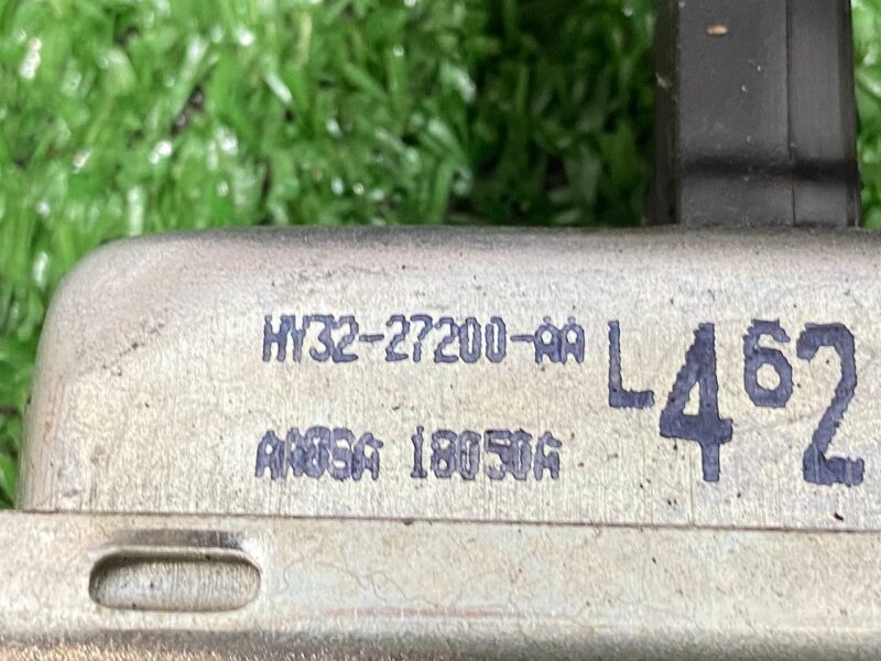 LR080291 Rear door stop Land Rover Discovery 5 L462 (2017-) used cost 23 € in stock 8 pcs.