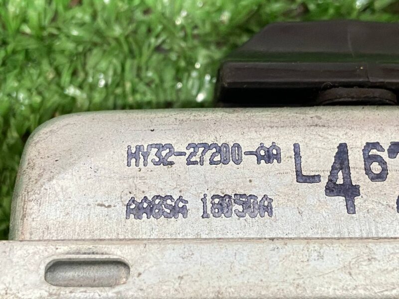 LR080291 Rear door stop Land Rover Discovery 5 L462 (2017-) used cost 23 € in stock 8 pcs.