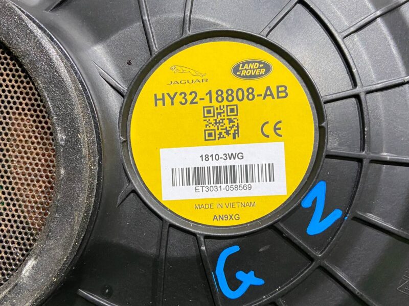 LR081486 Subwoofer speaker Land Rover Discovery 5 L462 (2017-) Used cost 60 € in stock 1 pcs.